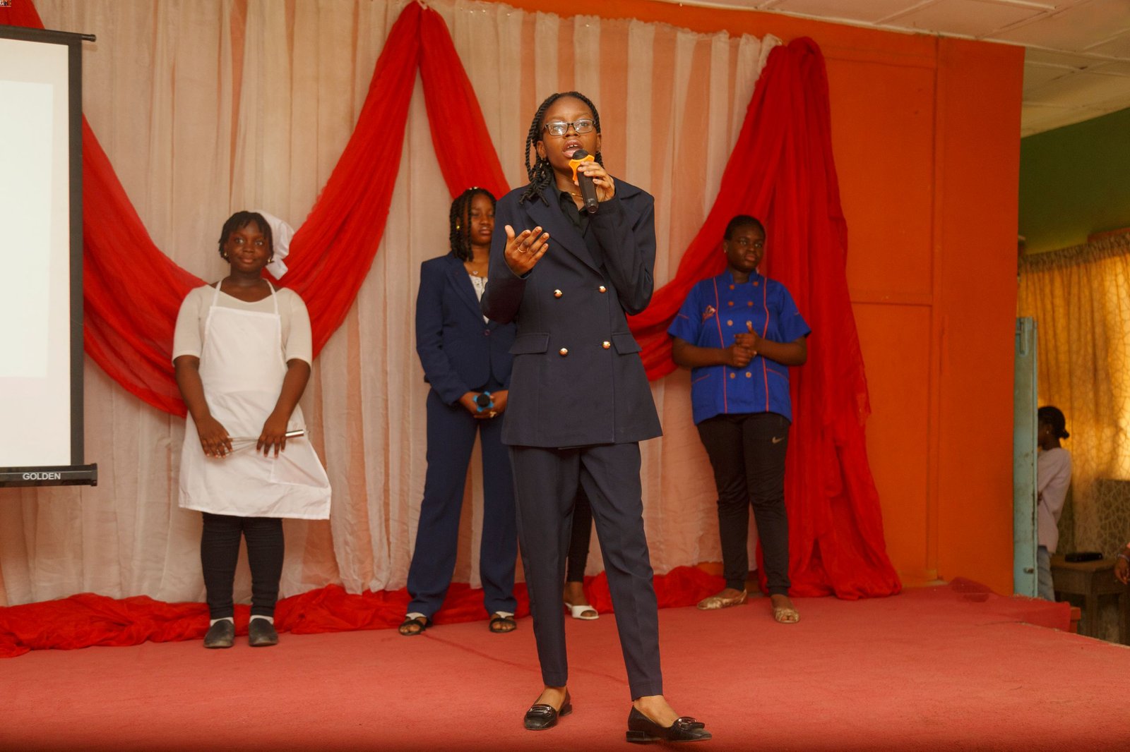 Career Day 2024 – professionals with students